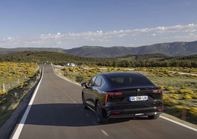 Renault: Das Aus für die „Mobilize-Limo“ speziell für Taxiunternehmer