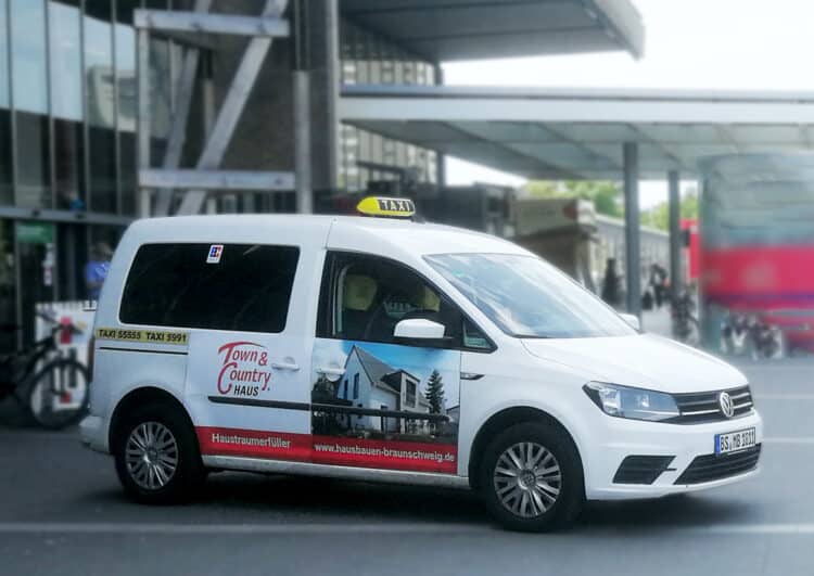 Barrierefreies Taxi in Braunschweig Foto Axel Rühle | Taxi Times