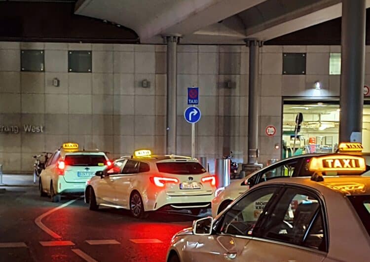Taxi Berlin: Wir können Vermittlung an LDS-Taxis nicht verweigern