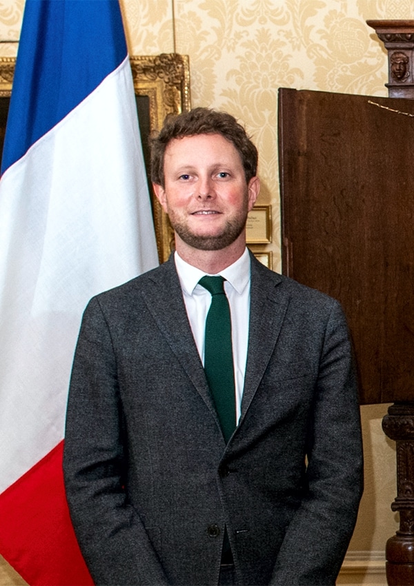 Französischer Verkehrsminister profiliert sich mit Taxi-Bashing