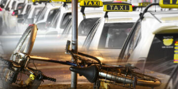 Der Berührungslose Unfall mit dem Radfahrer