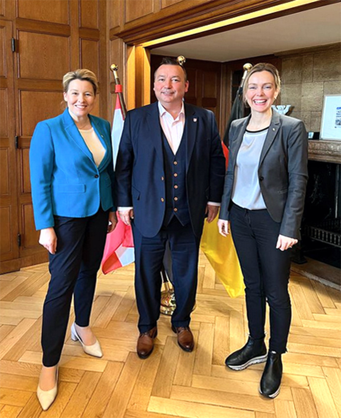 Neuer LDS-Landrat Sven Herzberger signalisiert Entgegenkommen im BER-Streit