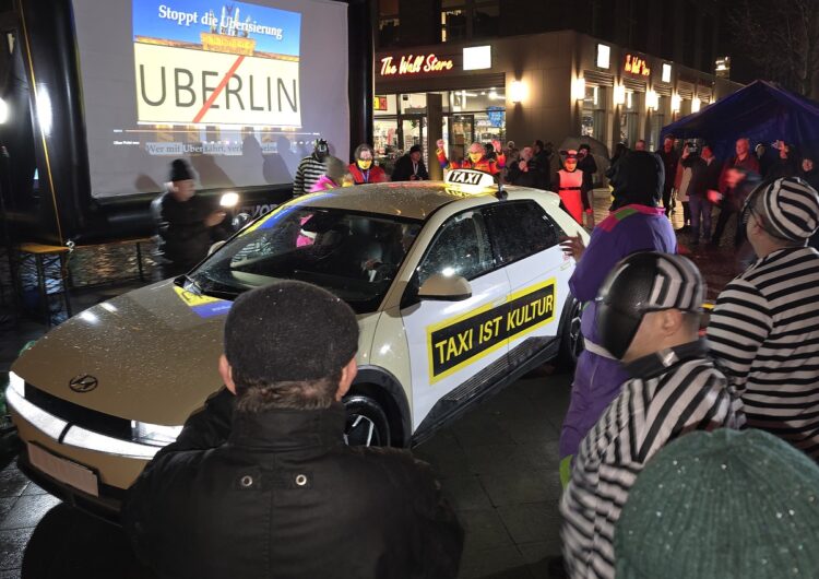 Wenn Uber-Protest zur Taxi-Kunst wird