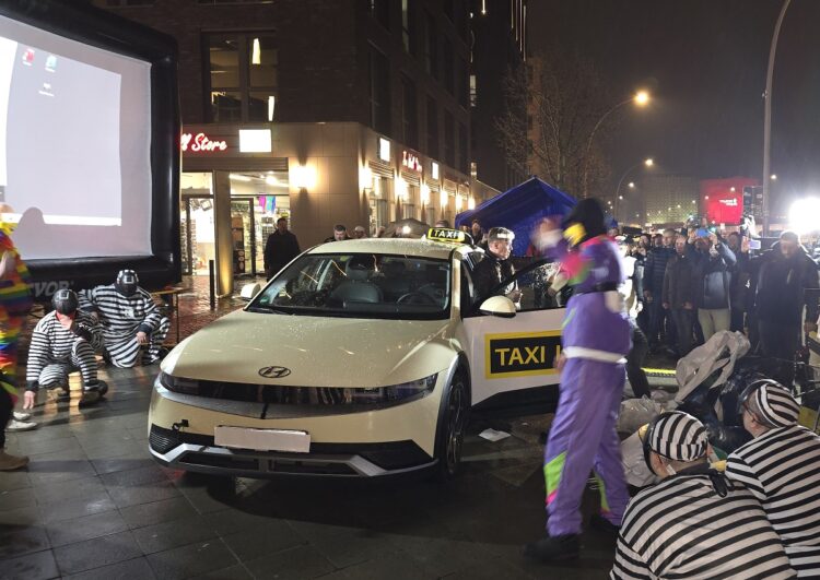 Wenn Uber-Protest zur Taxi-Kunst wird