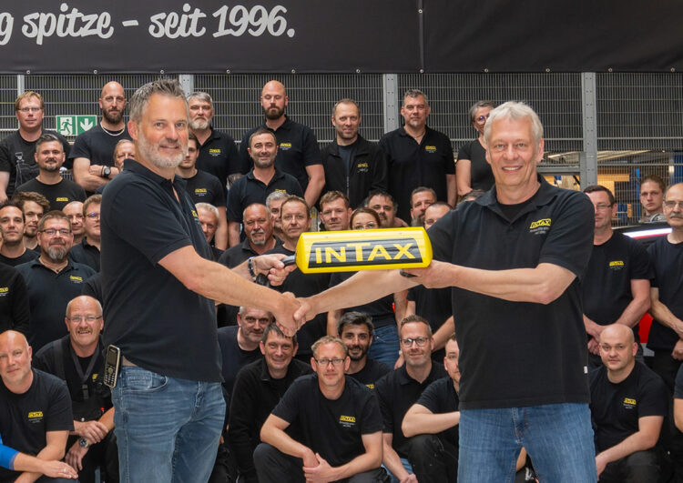 Neuer Inhaber bei Intax