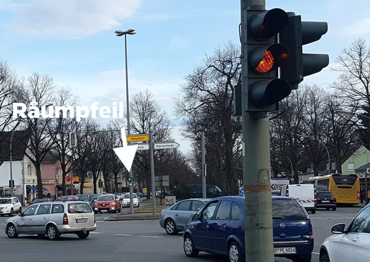 Grüner Pfeil und Grünpfeil – der feine Unterschied