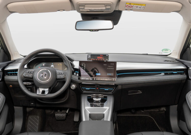 MG stellt neue Taxi-Modelle vor