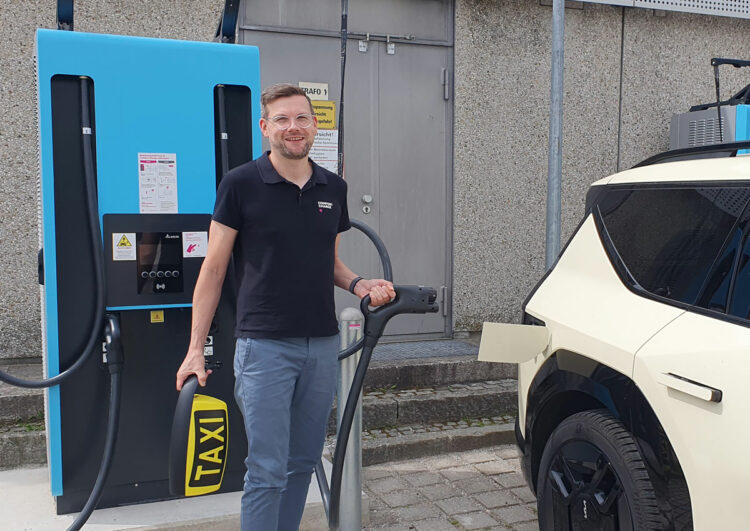 Neue Schnellladesäule in München