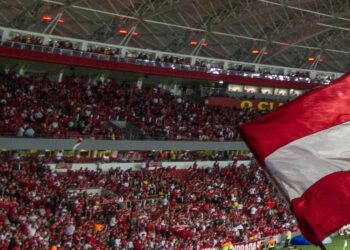 EM Österreich – Frankreich: Stadionzufahrt in Düsseldorf