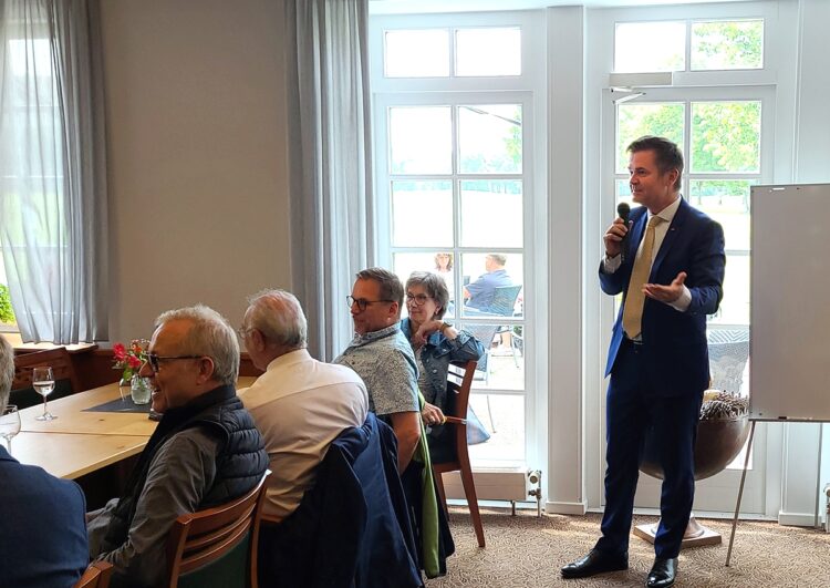 Vergnügen bei den 4U-Versicherungsfritzen