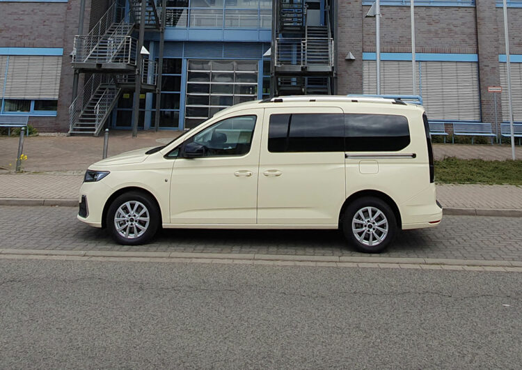 Ford (Grand) Tourneo Connect: Hochdachkombi und Inklusionstaxi
