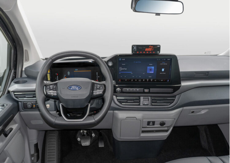 Ford Custom: neues Großraumtaxi aus Köln
