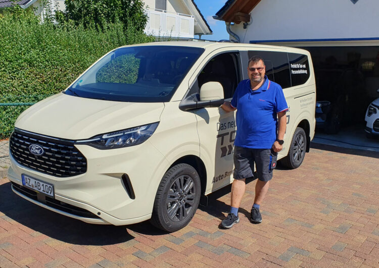 Neues Großraumtaxi aus Köln