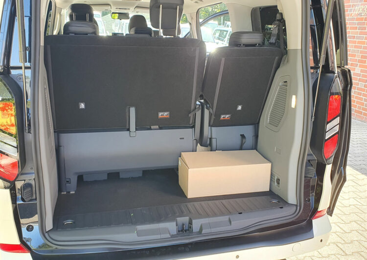 Neues Großraumtaxi aus Köln