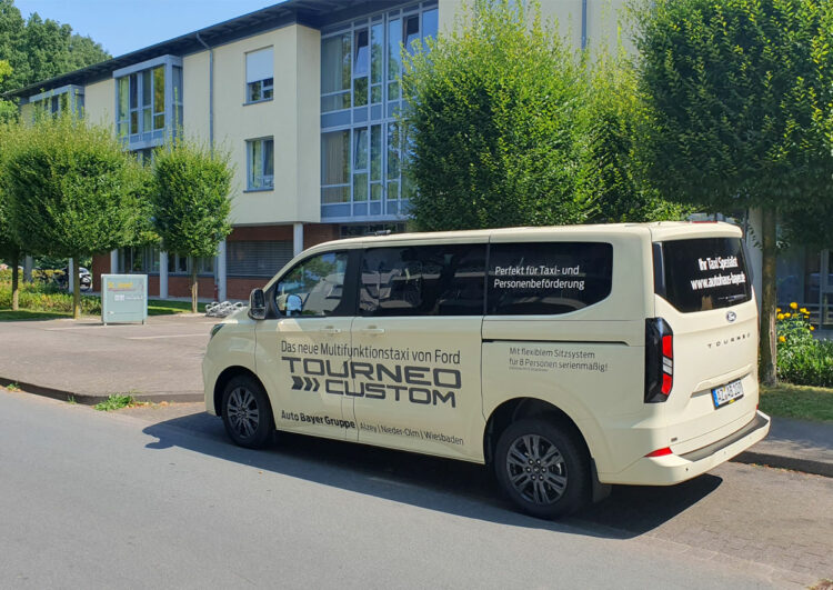 Neues Großraumtaxi aus Köln