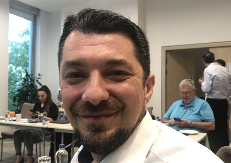 Schafspelz gewechselt? Uber kehrt als „Taxipartner“ nach Dänemark zurück