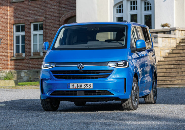 Neuer VW-Transporter feiert in Hannover sein Debüt