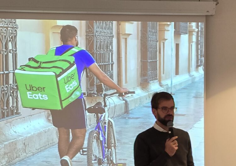 Taxi Deutschland: Wettbewerbsfähig mit gemeinsamer Plattform