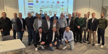 Taxi Deutschland: Wettbewerbsfähig mit gemeinsamer Plattform