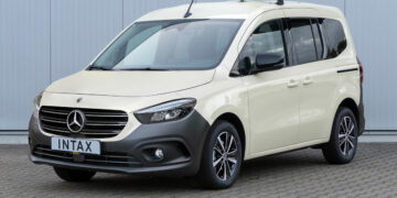 Mercedes-Hattrick bei Intax