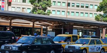 Uber beginnt Testbetrieb in Tokio – Taxi-Lobby bleibt wirksam