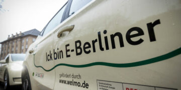 „Ick bin E-Berliner!“ – Berliner E-Taxis zeigen, was in ihnen steckt