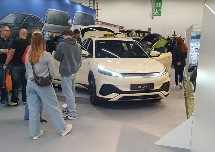 Taximesse und die Autos: VW ist der neue Primus