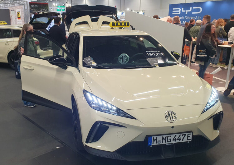 BYD, Nio & Co: Chinesen erobern die Taximesse