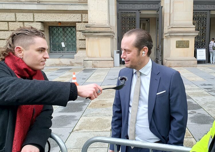 Demo in Berlin: viel Kampfgeist und Zuversicht, wenig Politiker