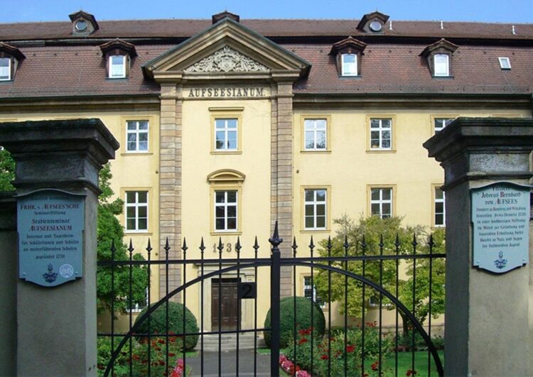 Austausch: Qualität der Taxizentralen für Wettbewerb auf Augenhöhe