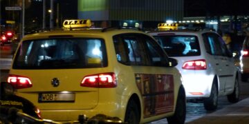 Taxifahrer erhält Schmerzensgeld nach brutalem Übergriff