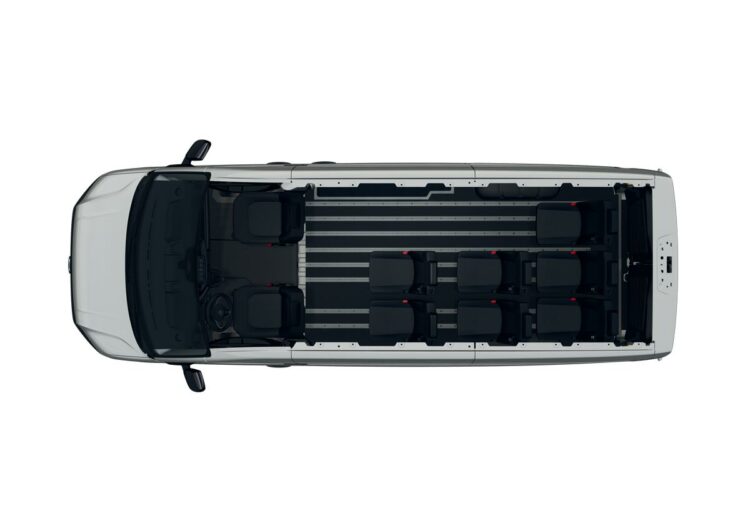 Volkswagen Crafter Kombi mit Rollstuhlumbau beim Händler bestellbar