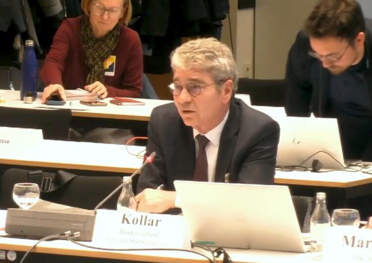 Berliner Mindestfahrpreise, Teil 1: Dringlicher Antrag angenommen