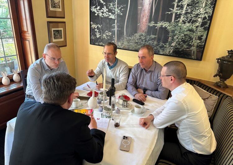 Bahntaxi-Fahrten bleiben beim Taxigewerbe