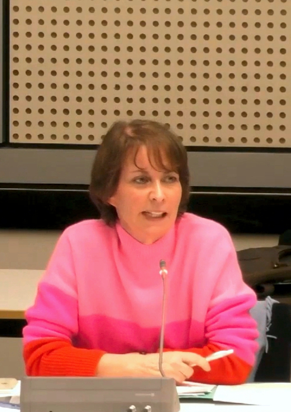 Berliner Mindestfahrpreise, Teil 5: Eine Behördenleiterin räumt auf