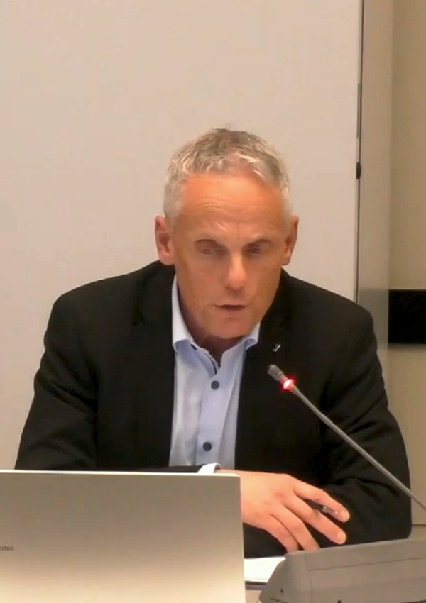 Berliner Mindestfahrpreise, Teil 5: Eine Behördenleiterin räumt auf