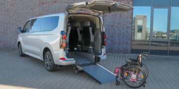 Rollstuhlbeförderung auf Augenhöhe
