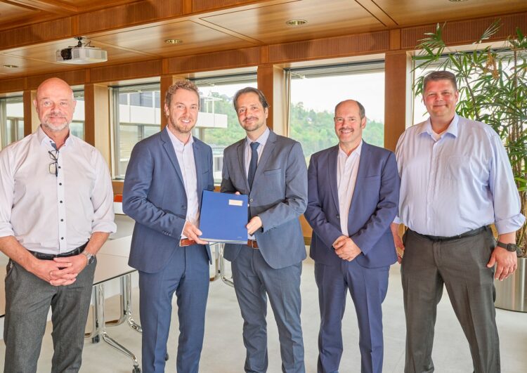 Für Taxi- und Mietwagenbetriebe in Rheinland-Pfalz wird der Strom günstiger