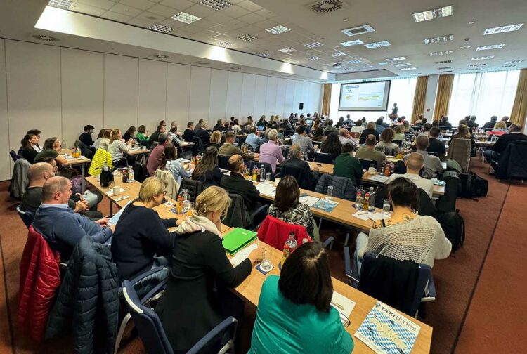 PBefG-Symposium: 115 Behörden im Dialog mit dem Taxigewerbe