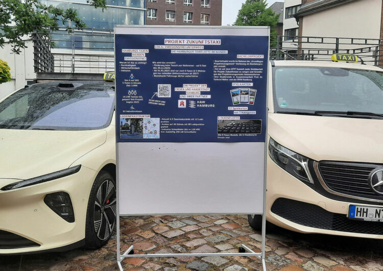 Projekt Zukunftstaxi auf dem HAW-Themenkongress Mobilität