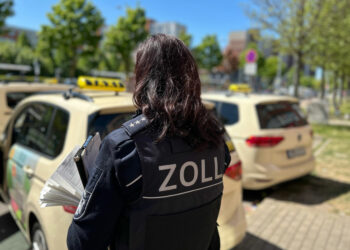 Böse Ausreißer: Ergebnisse der Zollkontrollen im Taxi- und Mietwagengewerbe
