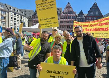 Es reicht: Immer mehr Taxler gehen auf die Straße