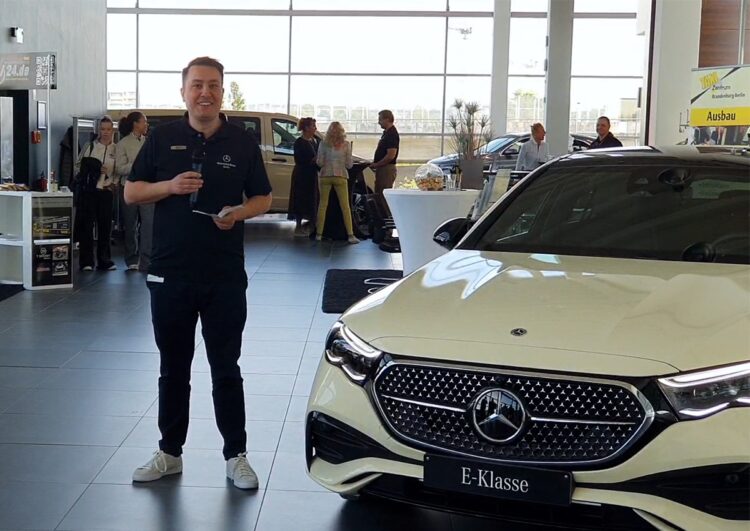 Mercedes mit Taxiumrüstung: „Wir sind wieder für Euch da.“