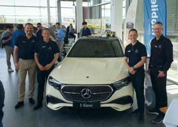 Mercedes mit Taxiumrüstung: „Wir sind wieder für Euch da.“