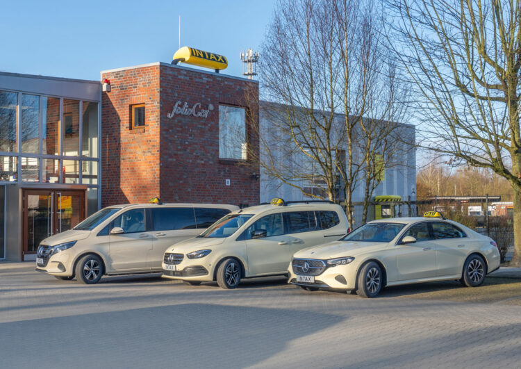 Taximanufaktur INTAX einmal ‚Anders‘