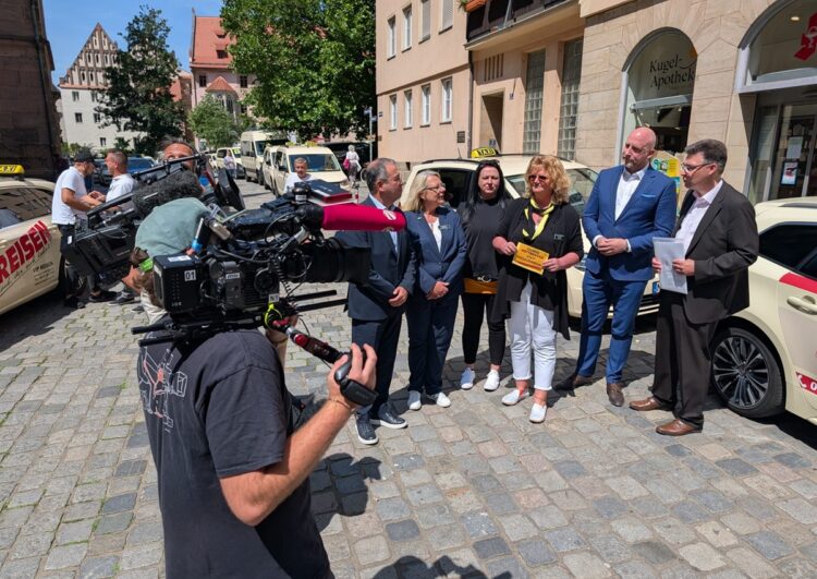 Nordbayerisches Taxigewerbe hat 10 Forderungen an die Politik