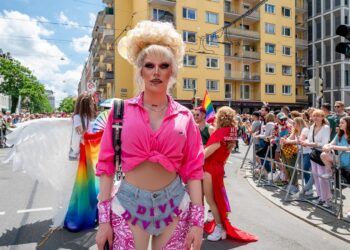Taxi schützt beim CSD in München