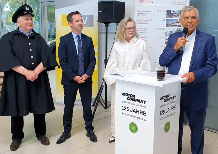 Prominenter Besuch beim 125-jährigen Jubiläum der Berliner Taxi-„Innung“