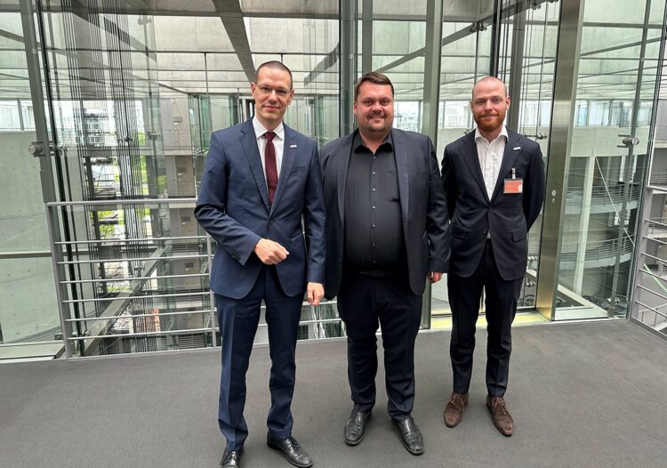 Verbände und Bundestag: BVTM und TMV treffen Verkehrspolitiker