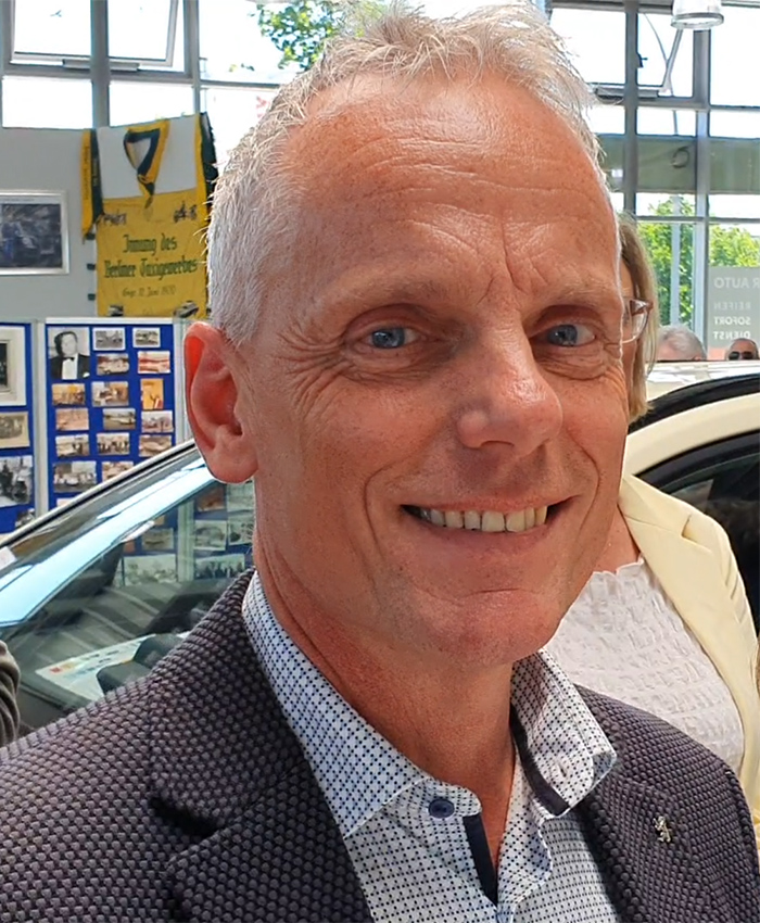 Prominenter Besuch beim 125-jährigen Jubiläum der Berliner Taxi-„Innung“